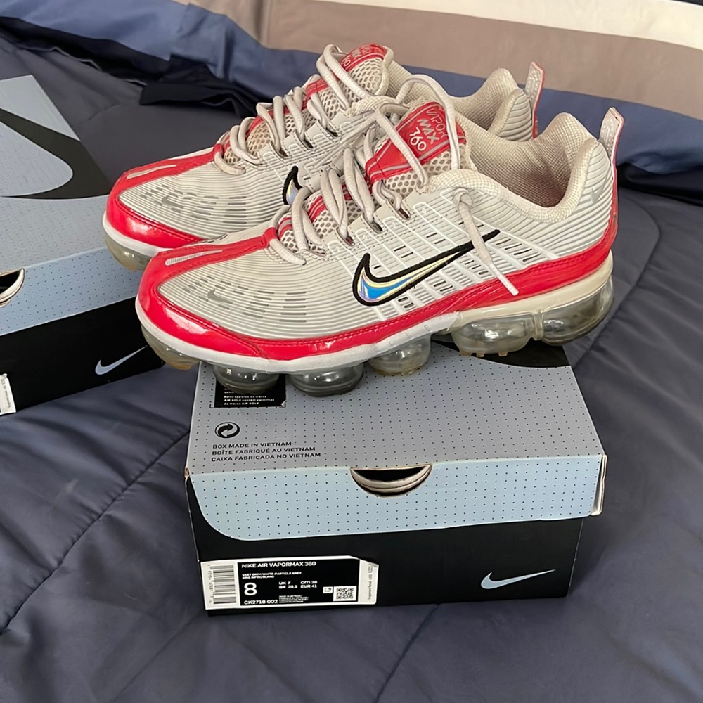 Nike Air Vapormax 360 (Men’s 8)